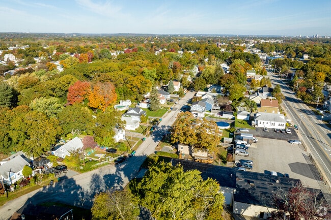 The Norwood neighborhood is in Warwick, Rhode Island.