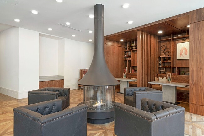 Fireplace Lounge