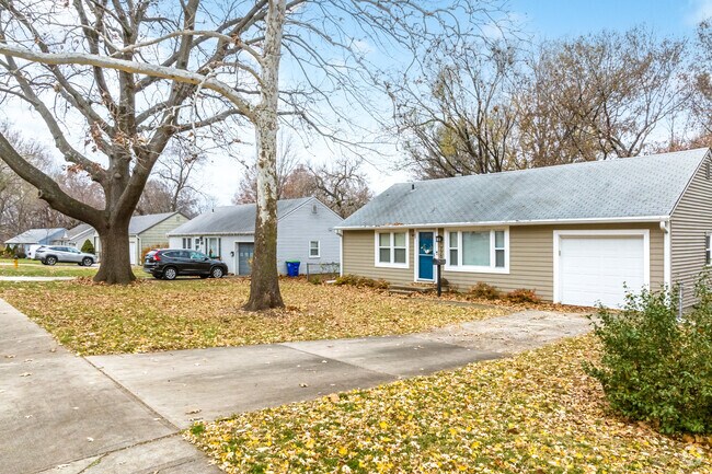 Large mature trees shade most of the homes in the Milburn neighborhood.