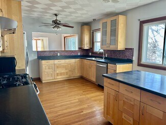 85 Gladstone St Unit 3, Boston, MA 02128