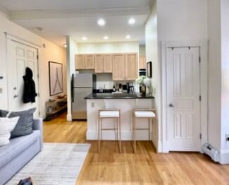 195 Commonwealth Ave, Boston, MA 02116