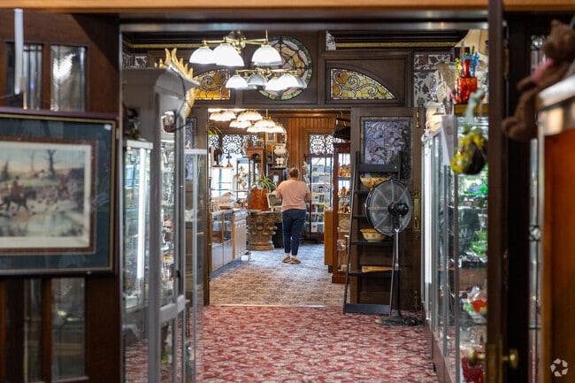 Explore vintage treasures inside Hartville’s historic A Niche in Time antique shop.