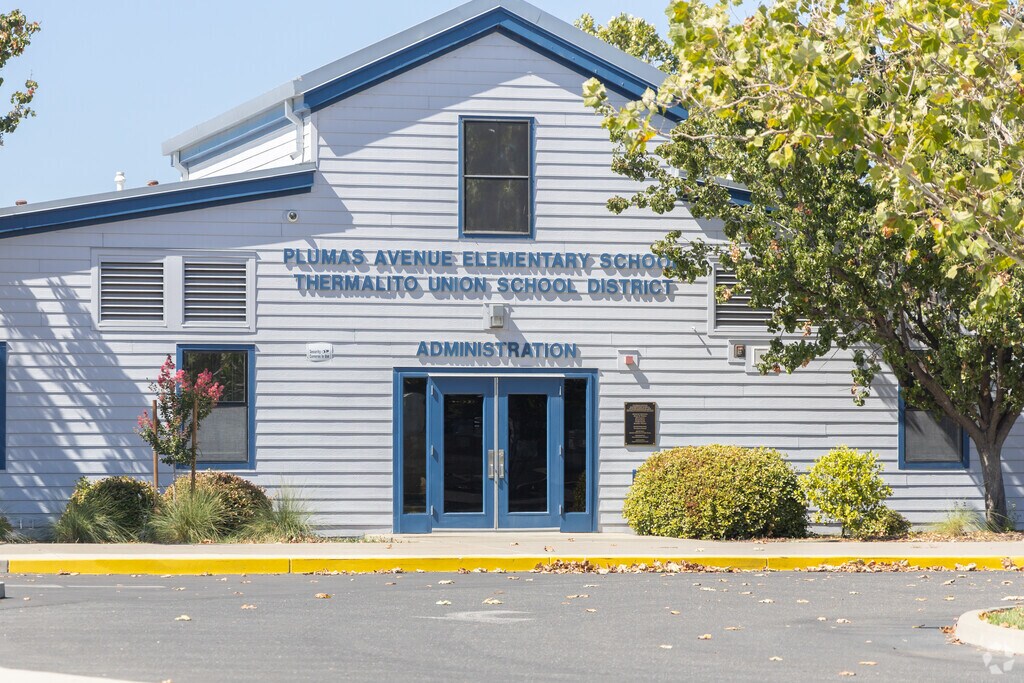 Plumas Avenue Elementary is a public school located in Oroville, California.