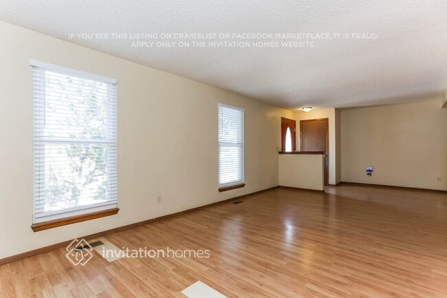 4490 S Ceylon Way, Aurora, CO 80015 - photo 4