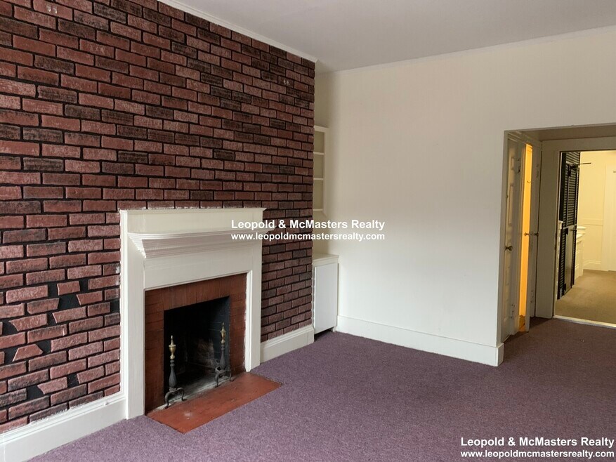 500 Beacon St unit 6, Chestnut Hill, MA 02467 - photo 1