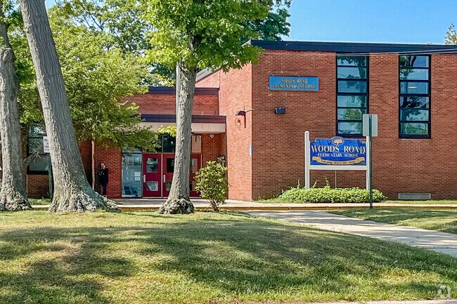 Woods Road Elementary School in North Babylon nurtures students to be life-long learners.