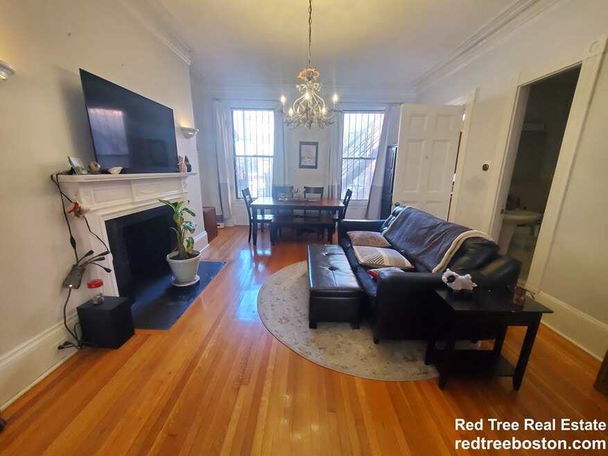 429 Marlborough St unit 2, Boston, MA 02115 - photo 1