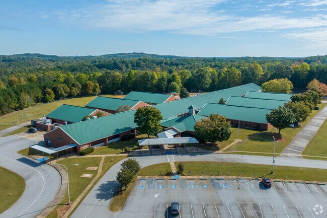 Many students living in Slater-Marietta attend Heritage Elementary School.