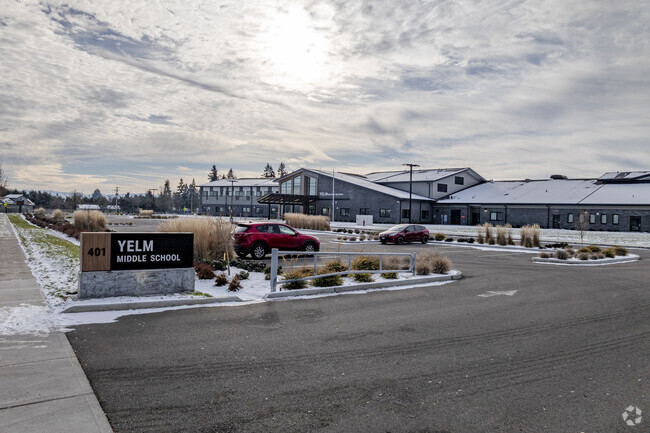 Yelm Middle School entrance.
