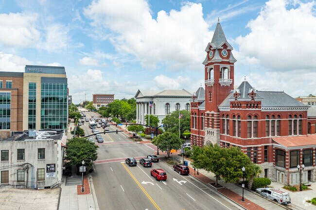 Historic Downtown Wilmington charms with cobblestone streets, centuries-old architecture, and a vibrant riverfront scene.