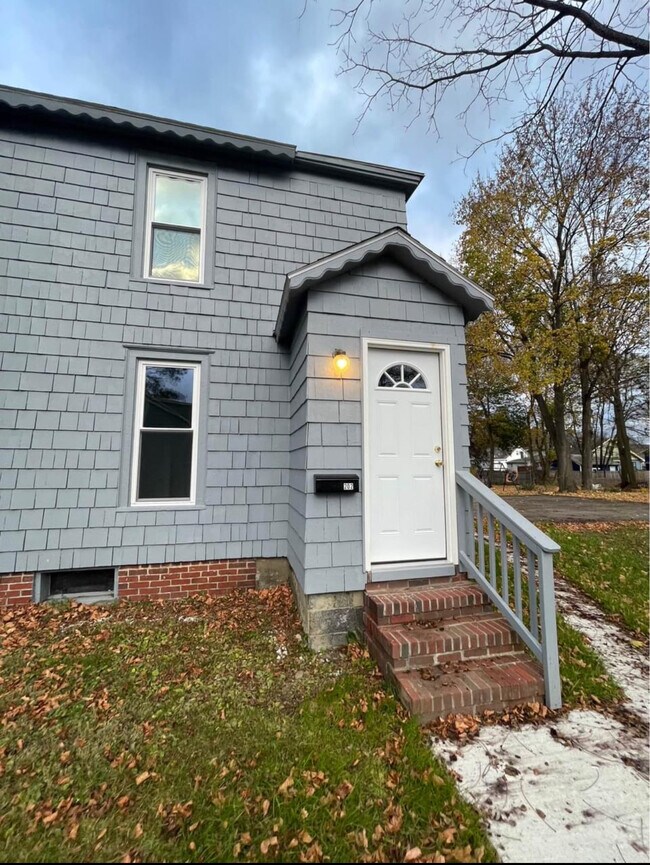 234 Charles St unit 202, Painted Post, NY 14870 - photo 2