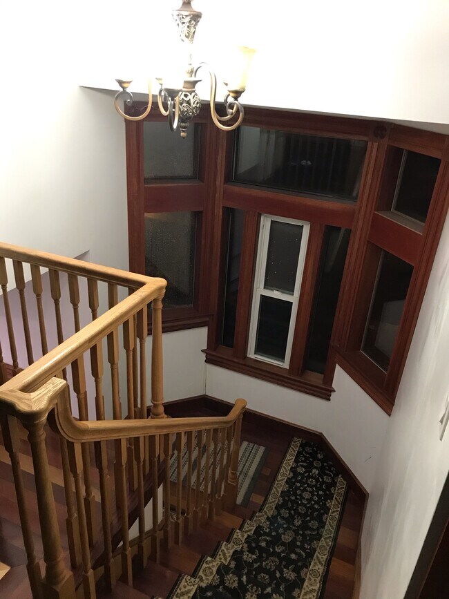 9 Francis St unit 2, Brookline, MA 02446 - photo 4