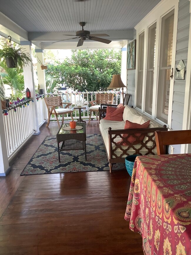 132 8th Ave N unit 1, Saint Petersburg, FL 33701 - photo 2