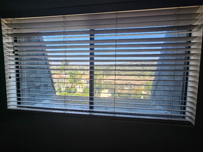 2533 Navarra Dr, Carlsbad, CA 92009 - photo 2