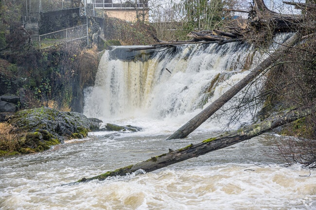 Deschutes river is a major feature of the community.