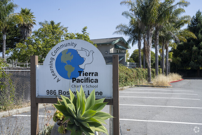 Tierra Pacifica Charter School is a great place for new students.