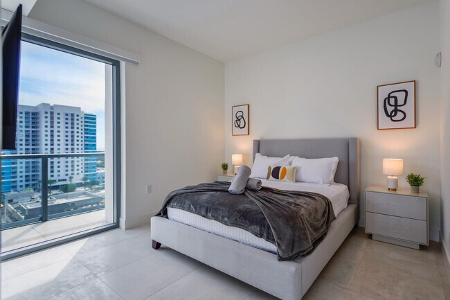 Smart Brickell unit FL16-ID1022471P, Miami, FL 33130 - photo 6