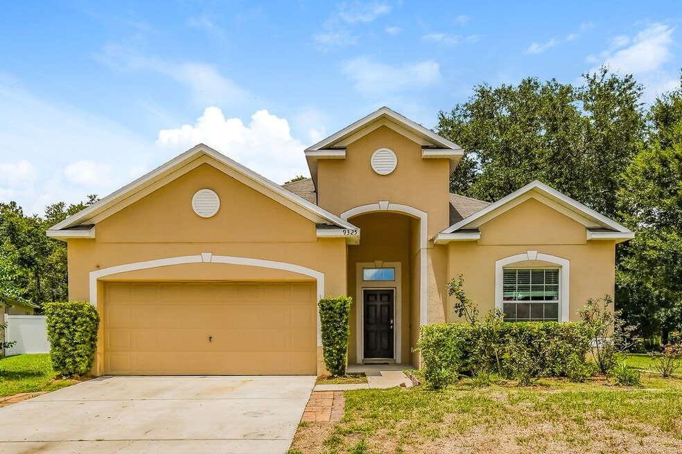 9325 Aplomado Cir, Jacksonville, FL 32210 - photo 1