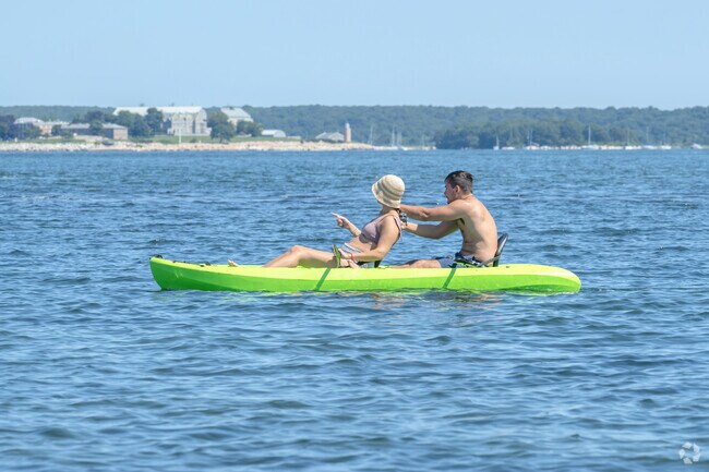 Paddling from the Alewife Cove in Ridgewood is a safe way to see the Long Island Sound.