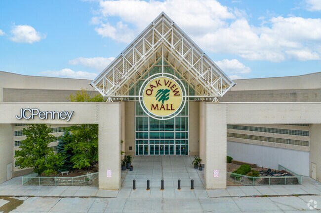 Oak View Mall is right nearby Deer Ridge for all your shopping needs!