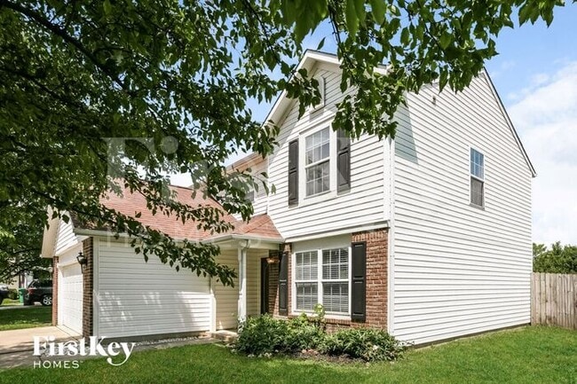 935 Kitner Ave, Avon, IN 46123 - photo 2