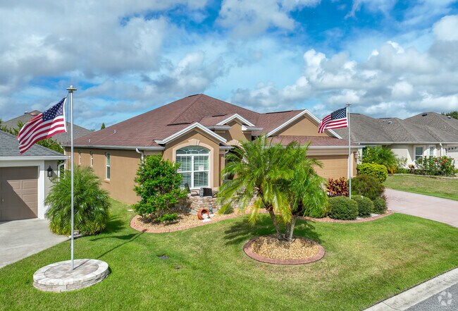 Village of Fernandina locals tend to show their patriotism.