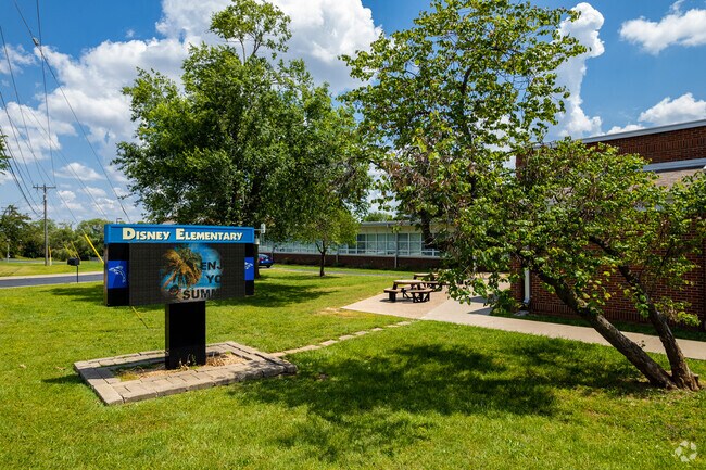 Disney Elementary School offers students extra curricular activities such as honor choir.