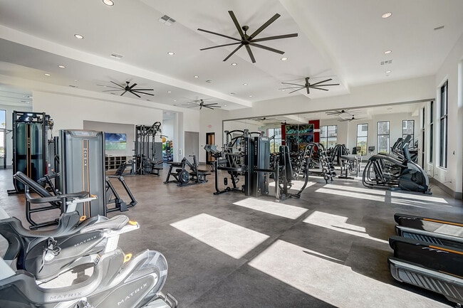 Ilumina Zephyrhills, Zephyrhills, FL 33540 - photo 3