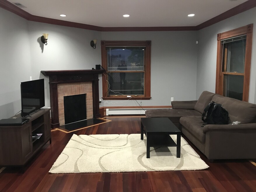 9 Francis St unit 2, Brookline, MA 02446 - photo 1