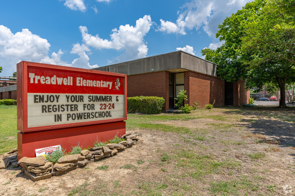 Treadwell Elementary School is a public elementary school in Berclair.