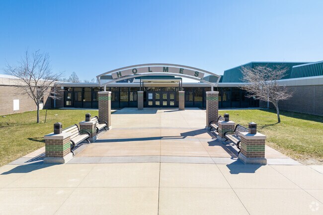 Welcome to Holmes Middle School in Coventry Gardens Livonia.
