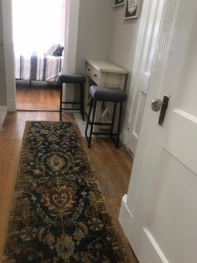 916 Beacon St unit 1, Boston, MA 02215 - photo 4