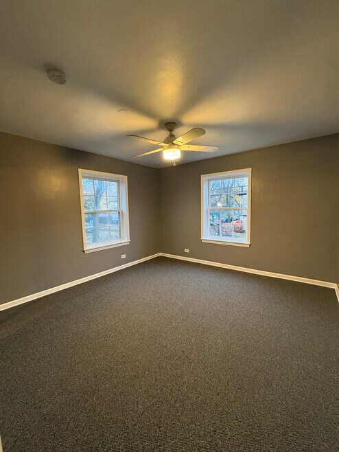 129 Elmwood Ave unit 2S, Evanston, IL 60202 - photo 1