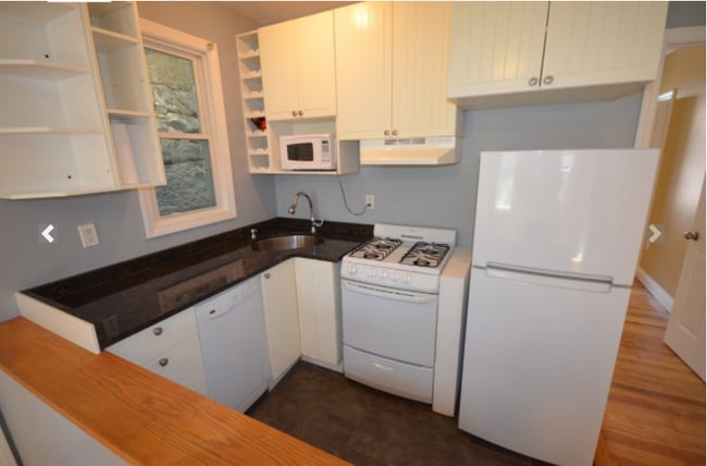 10 Cheever Ct unit 1, Boston, MA 02128 - photo 3