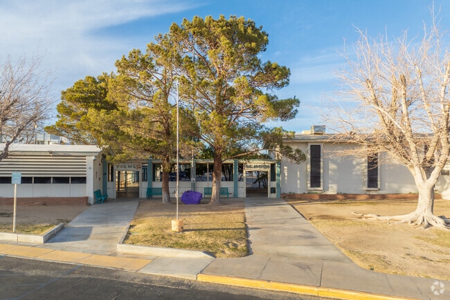 The entrance to Richmond Elementary School is warm and welcoming.