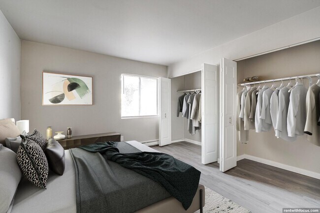 EVERGREEN PLACE, Appleton, WI 54914 - photo 7