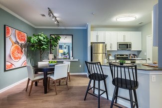 8108 Vinoy Blvd, Charlotte, NC 28262