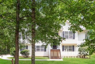 65 Applewood Cir, Newnan, GA 30263