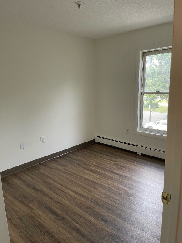 498 Marlboro Rd unit N26, Brattleboro, VT 05301 - photo 6