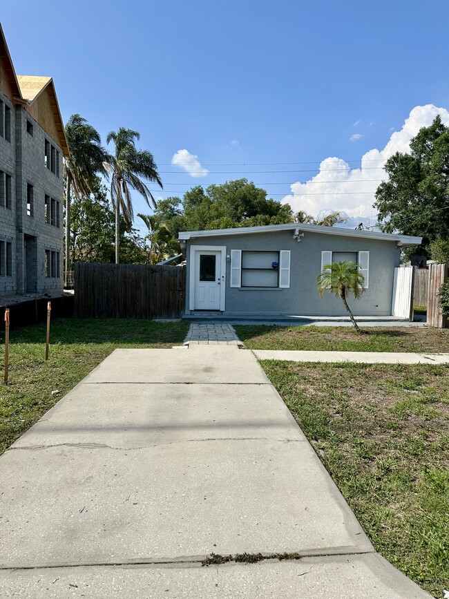3415 W Arch St, Tampa, FL 33607