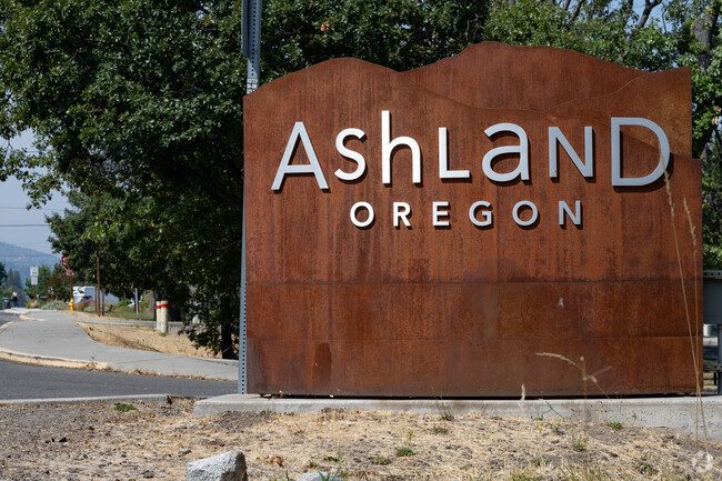 You might choose Northwest Ashland, Oregon as your home with all it has to offer.