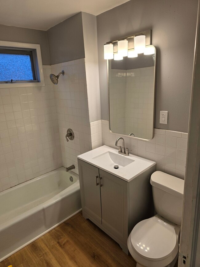 516 Woodlawn Ave unit 2, Buffalo, NY 14208 - photo 3