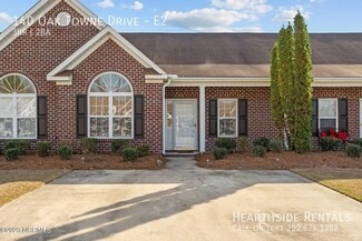 140 Oak Towne Dr, Greenville, NC 27858