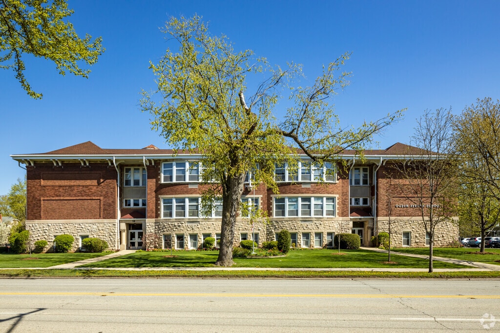 Ogden Ave Elementary School serves students in grades K-5.