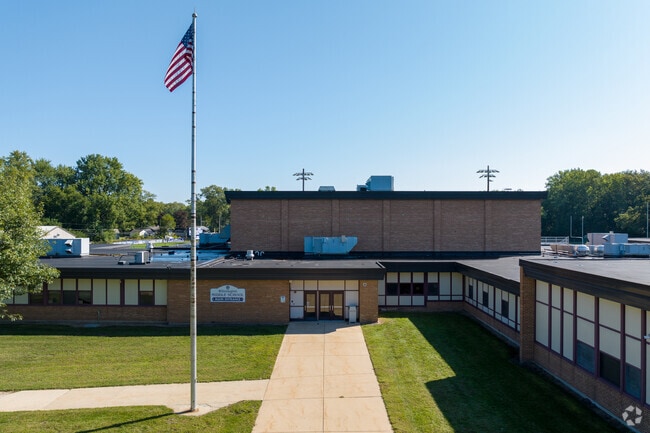 Wilmington Middle School has an overall B+ rating from Niche thanks to its stellar academics.