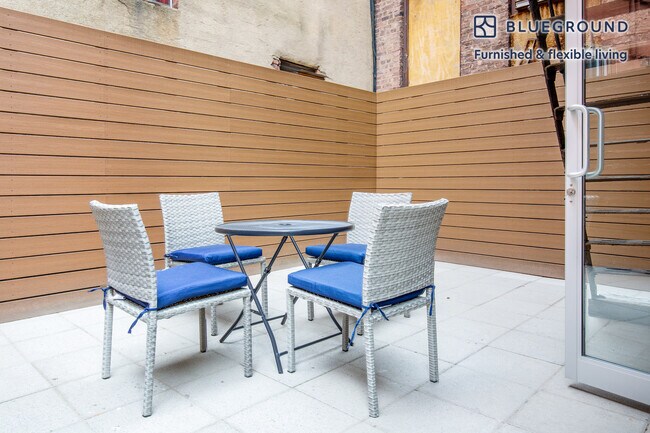 146 Mulberry St unit FL2-ID600, New York, NY 10013 - photo 4