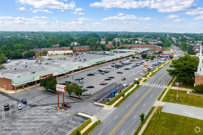 Residents of Woodbourne Heights enjoy the shops and amenities along The Alameda street.