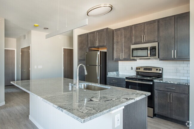 Autumn Ridge, Middleton, WI 53562 - photo 2