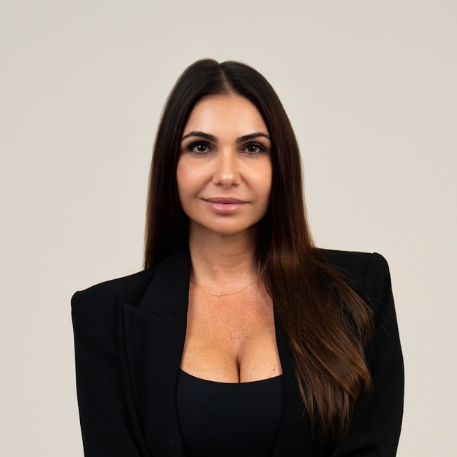 Agent Photo