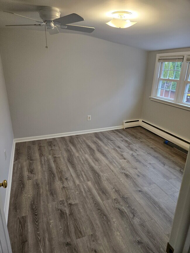 3929 Township Line Rd unit C-SecondFloor, Collegeville, PA 19426 - photo 7